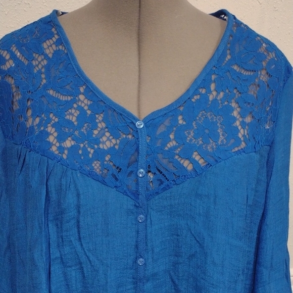 Zac & Rachel Royal Blue Lace Blouse - Picture 3 of 13